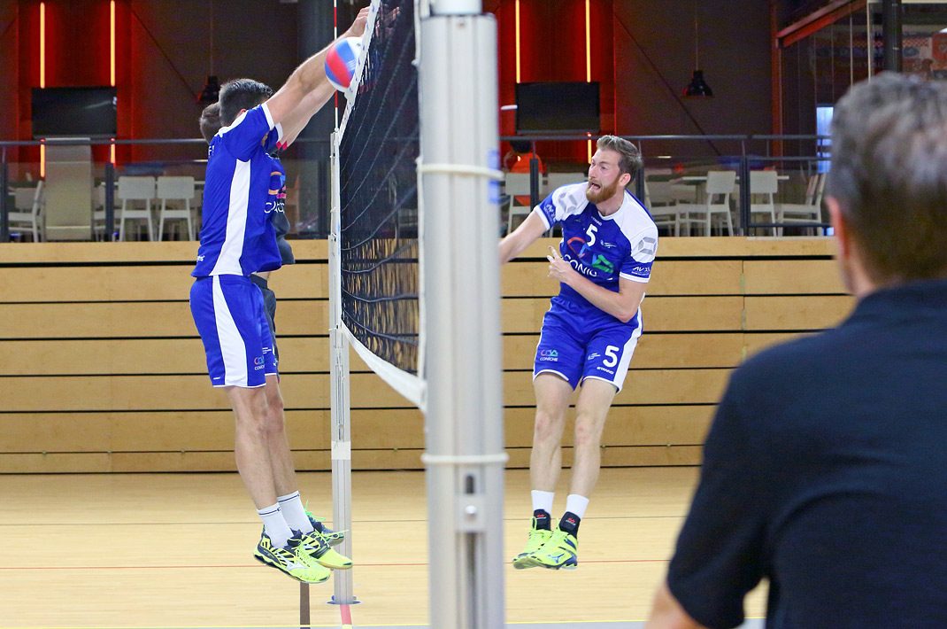 Indoor sport fotografie volleybal